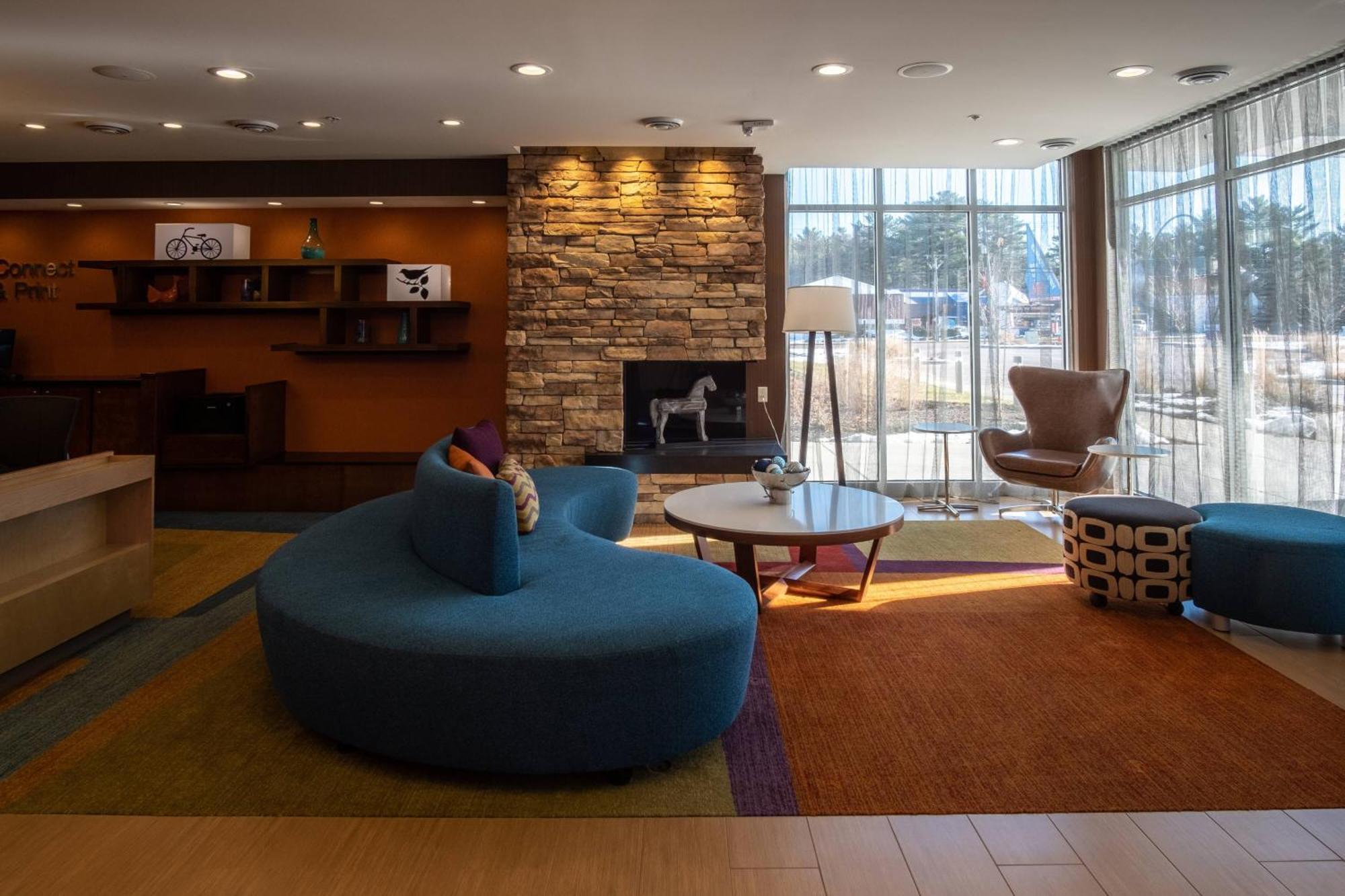 Fairfield Inn & Suites By Marriott Wisconsin Dells Lake Delton Ngoại thất bức ảnh