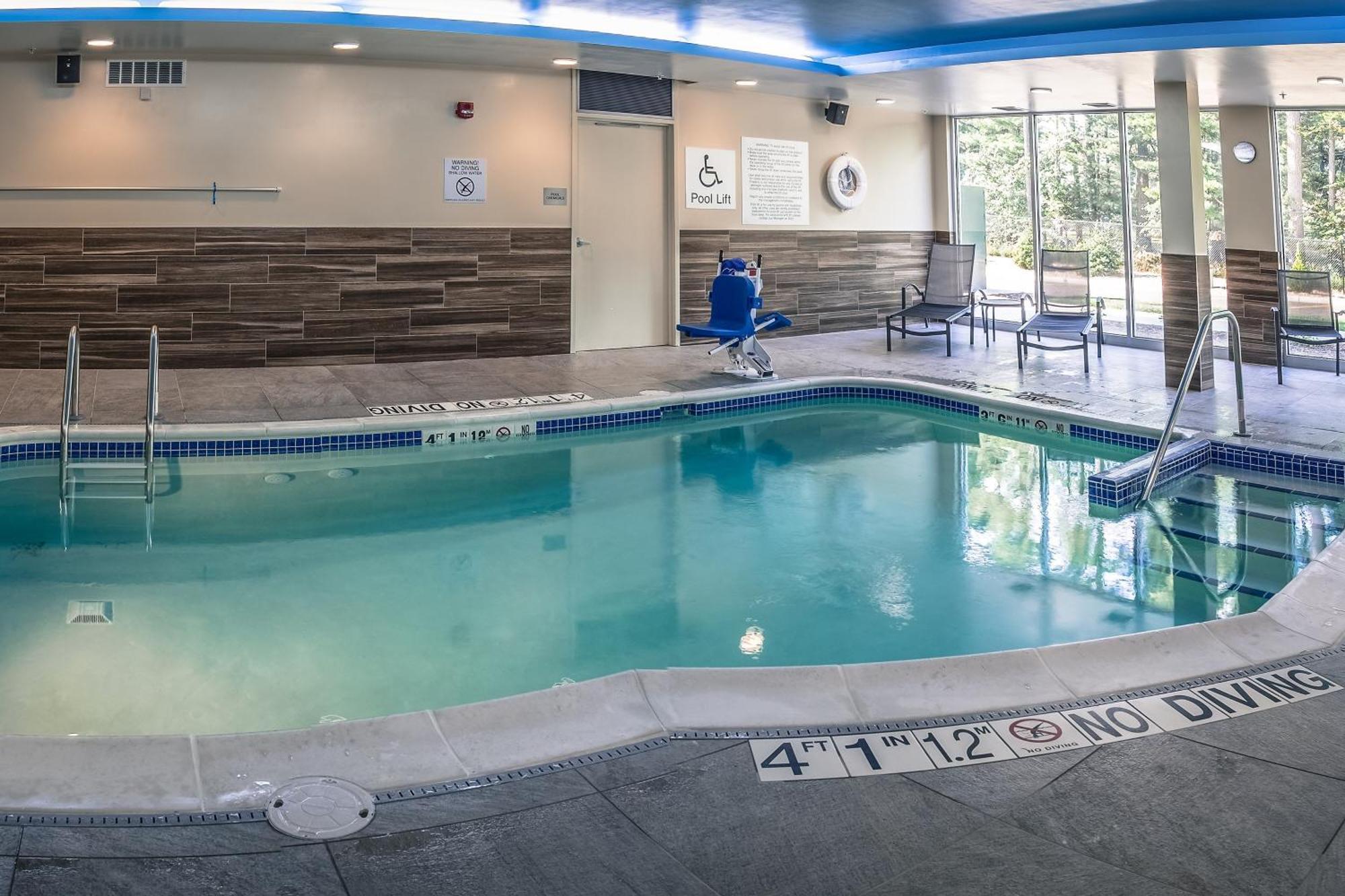 Fairfield Inn & Suites By Marriott Wisconsin Dells Lake Delton Ngoại thất bức ảnh